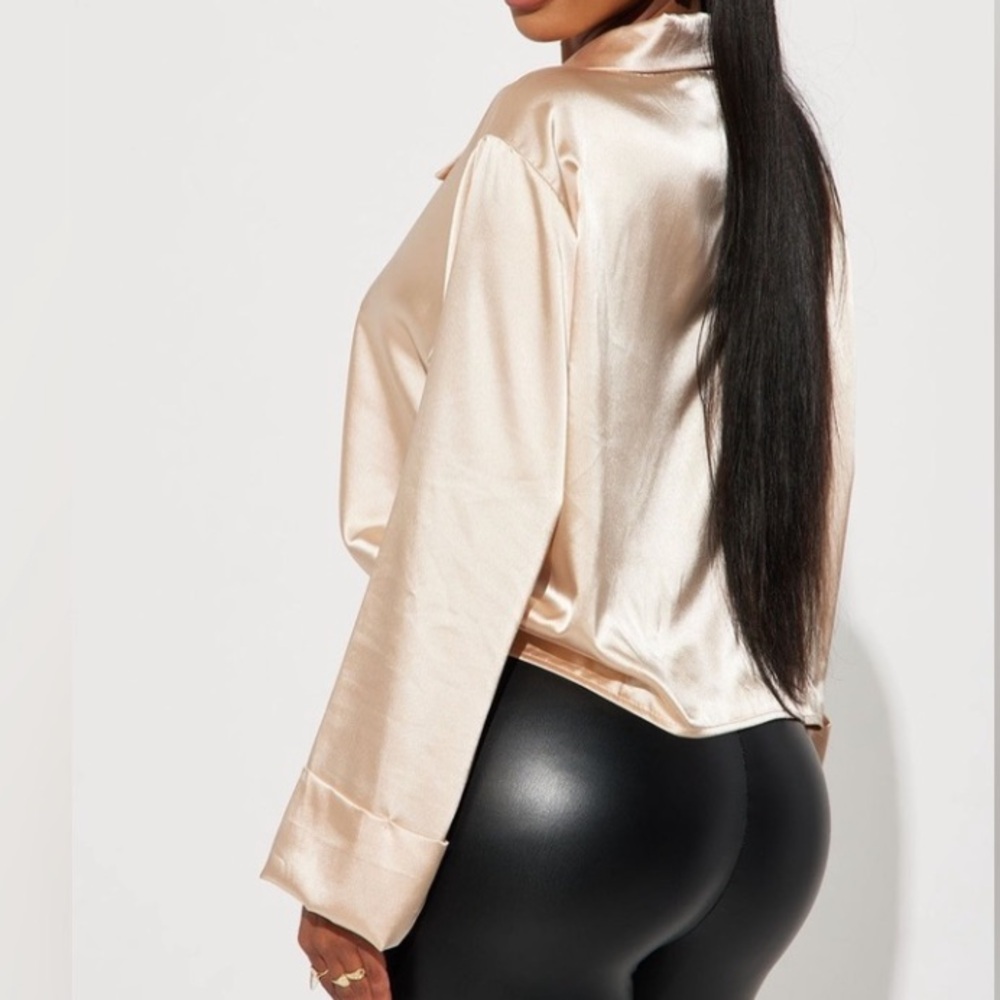 🟠NWT Dinner Party Satin Blouse Top - Champagne 1X - Picture 3 of 3